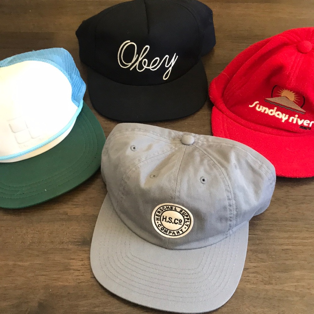 Bundle of 🧢